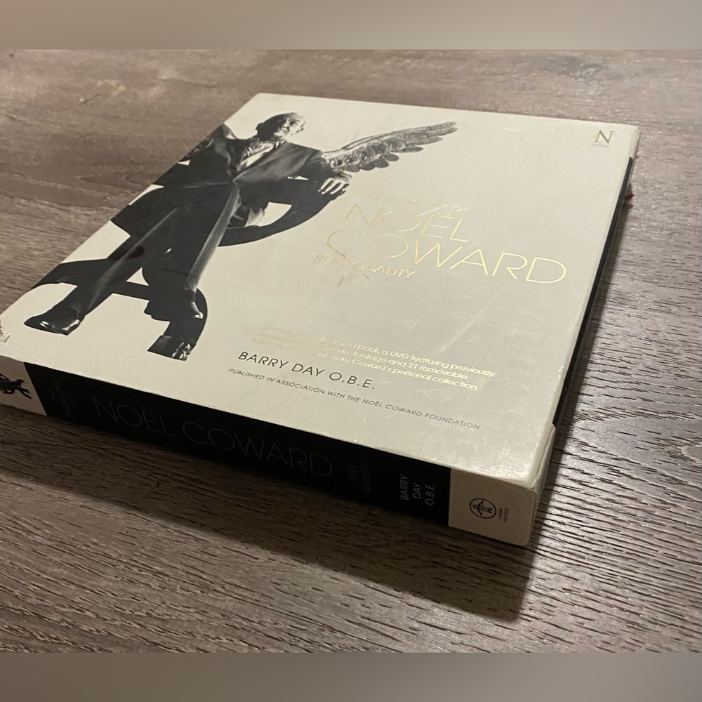 The Treasures of Noël Coward: Star Quality | Barry Day Hardcover Memorabilia DVD - Picture 3 of 7